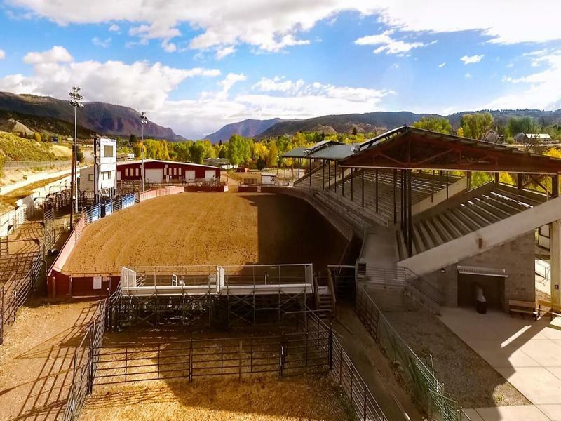 Wingate By Wyndham Eagle Vail Valley Hotel Exterior photo